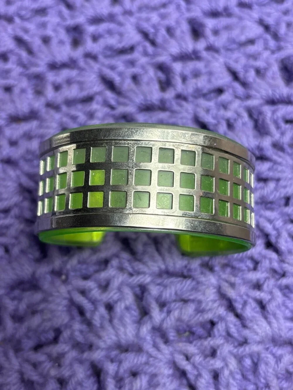 Silvertone Green Cuff Bracelet 1.25